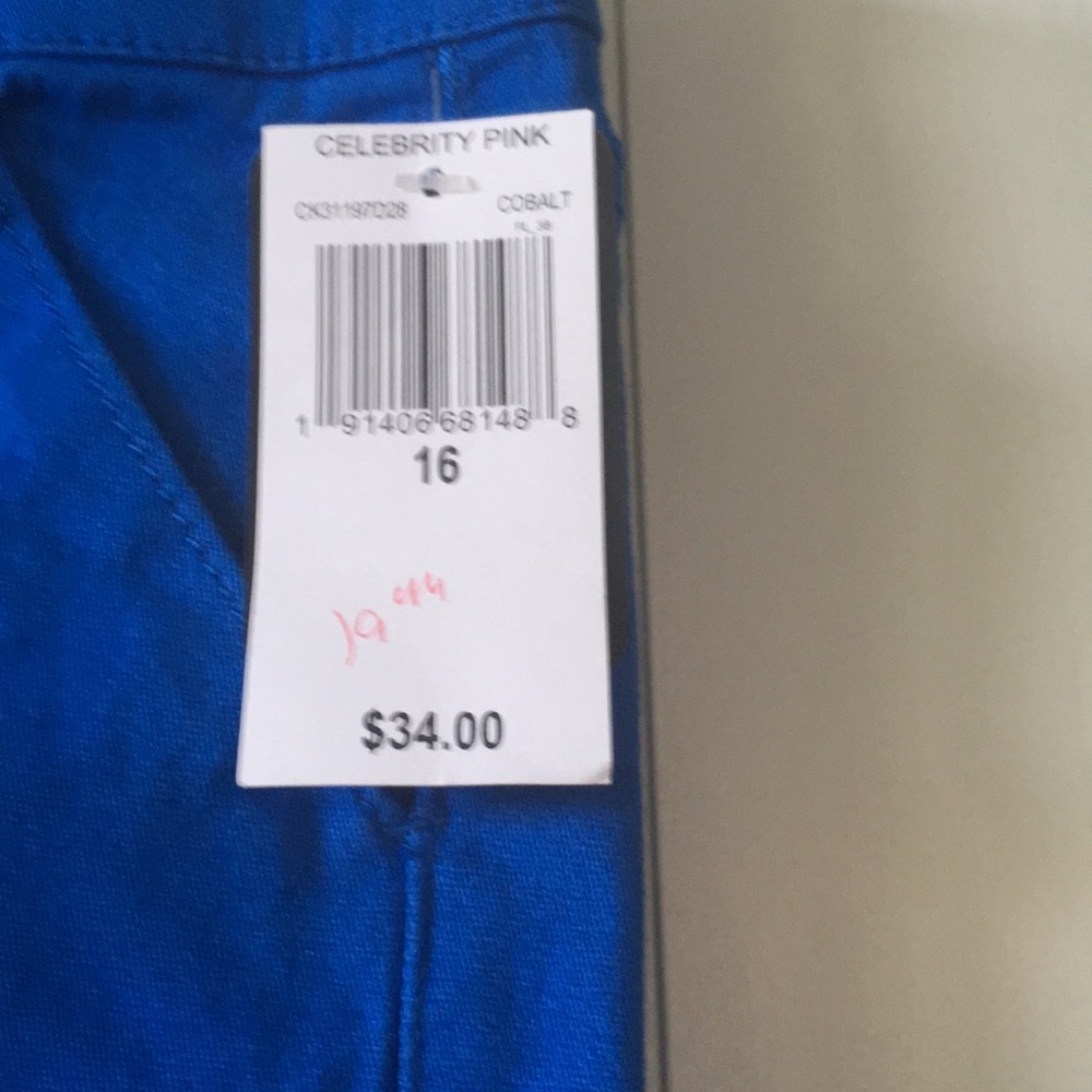 Girls shorts - Picture 2 of 3